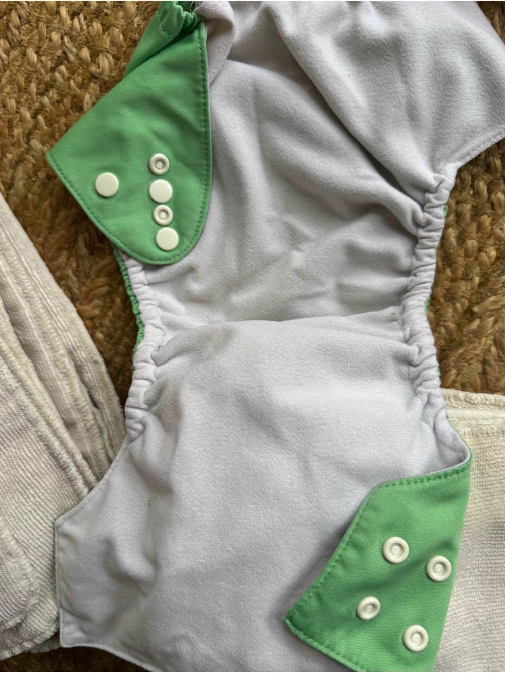 Cloth diaper bundle with inserts - Picture 3 of 5